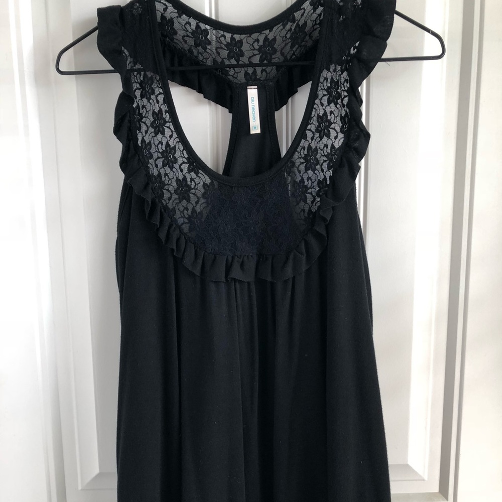 Blu Heaven Balloon-Hem Lace Tank Top - Black